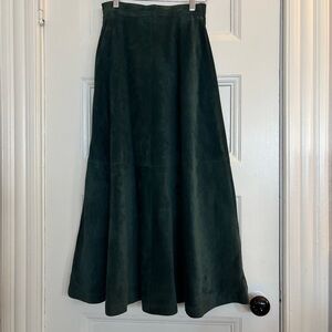 Elegant Dark Green Women's Suede Skirt